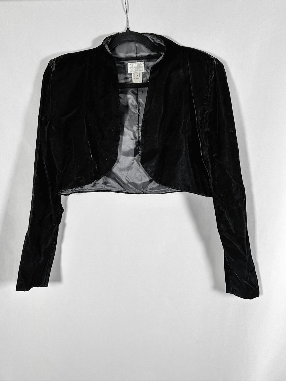 Vintage 80s 90s Moda International Black Velvet Cropped Bolero Jacket